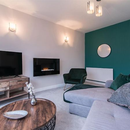 Immaculate 3 Bed House - Stunning Balcony Views Apartment Matlock  Exterior photo