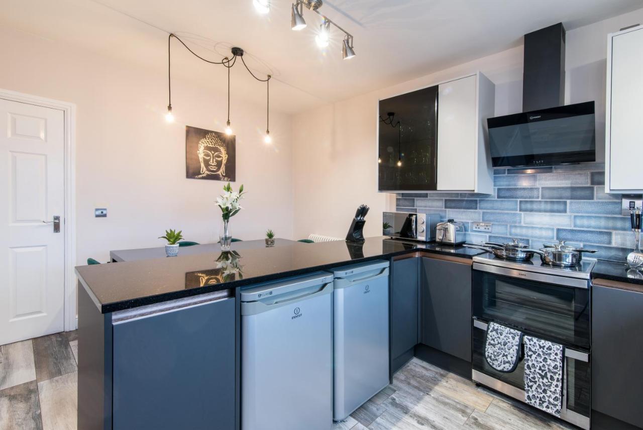Immaculate 3 Bed House - Stunning Balcony Views Apartment Matlock  Exterior photo