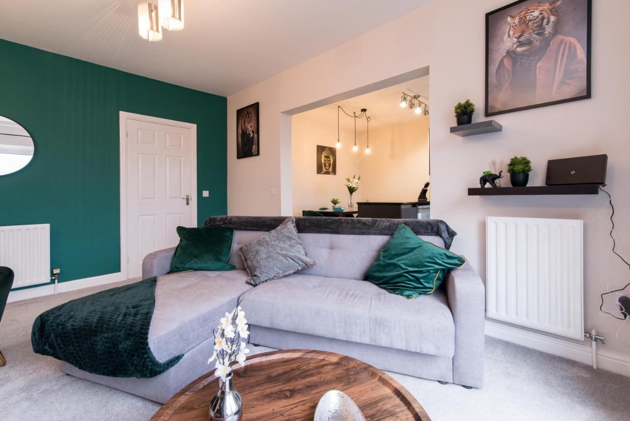 Immaculate 3 Bed House - Stunning Balcony Views Apartment Matlock  Exterior photo