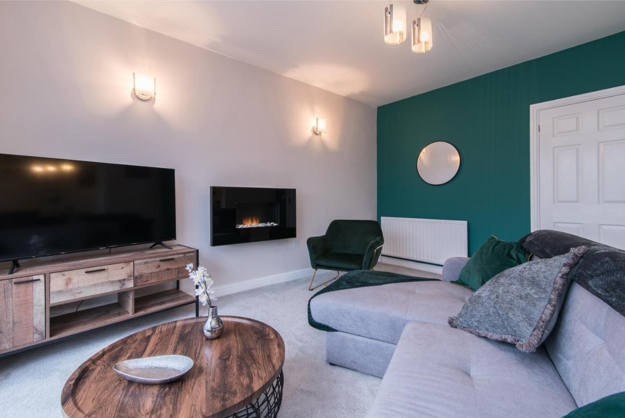 Immaculate 3 Bed House - Stunning Balcony Views Apartment Matlock  Exterior photo