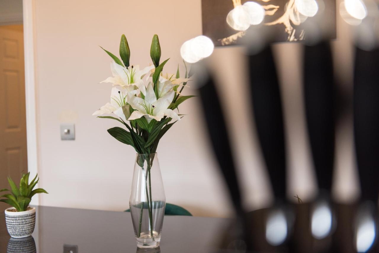 Immaculate 3 Bed House - Stunning Balcony Views Apartment Matlock  Exterior photo
