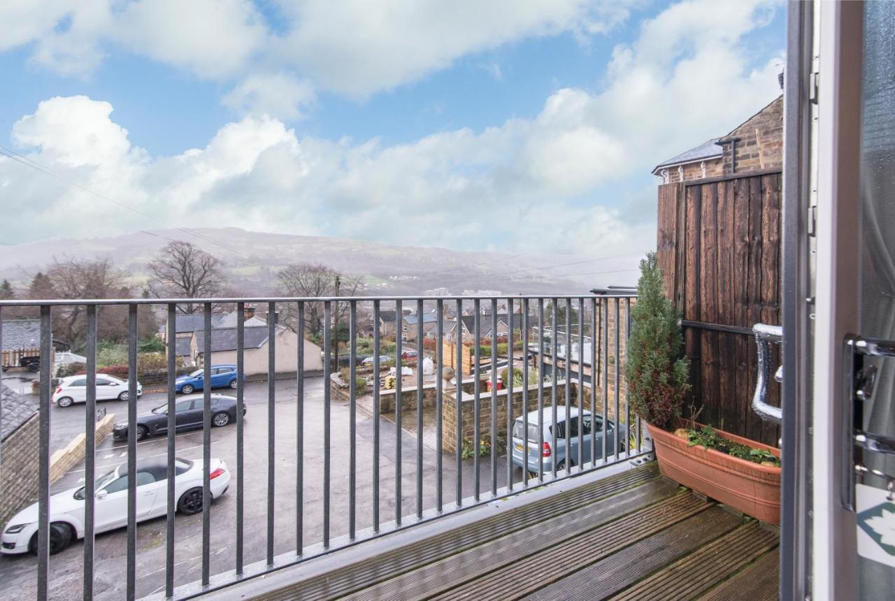 Immaculate 3 Bed House - Stunning Balcony Views Apartment Matlock  Exterior photo